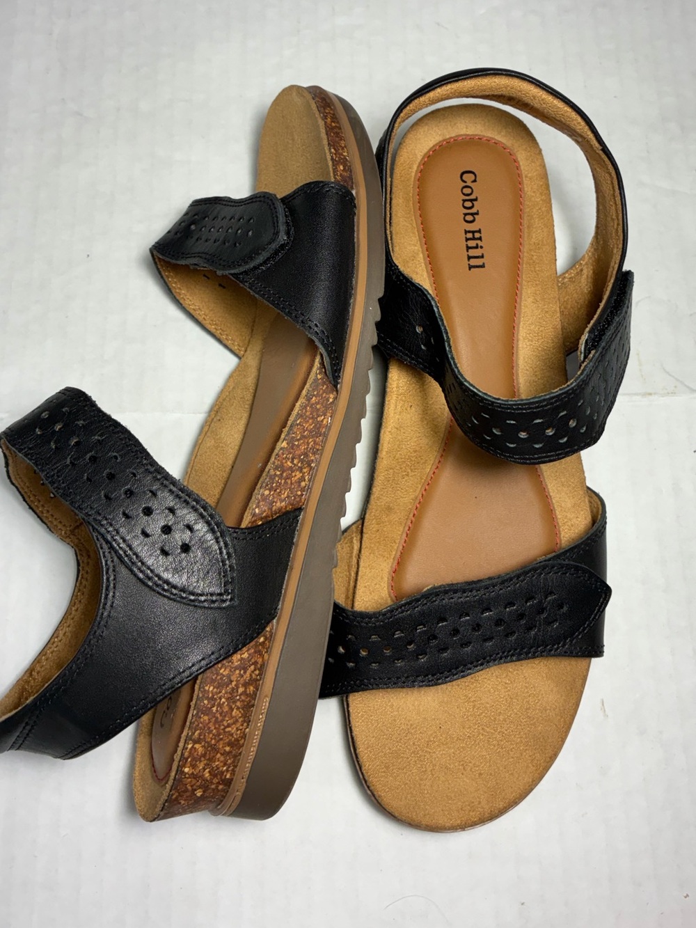 WOMENS LEATHER VELCRO STRAP SANDAL